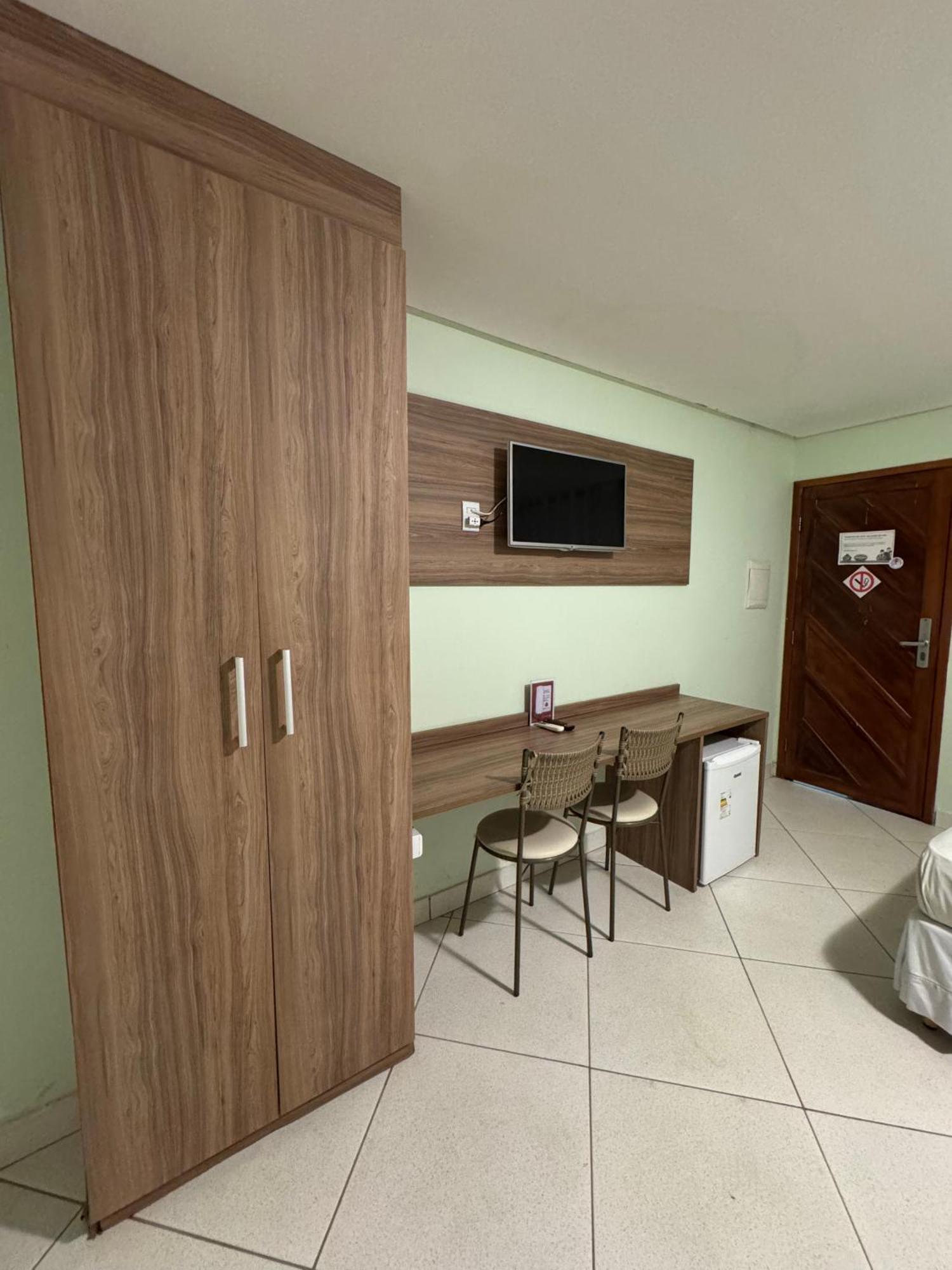 Domus Hotel Cidade Nobre Ипатинга Экстерьер фото